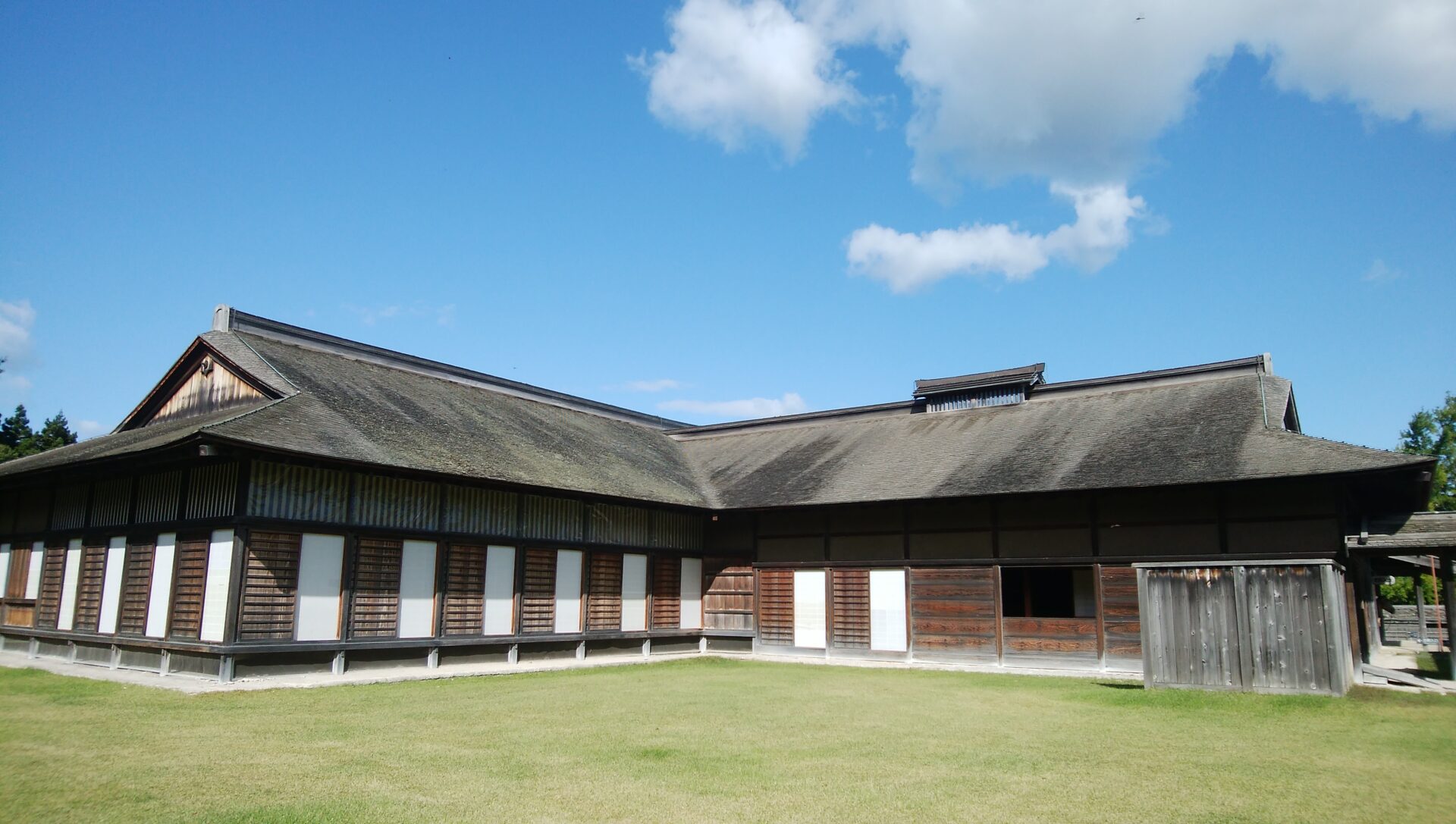 史跡 根城の広場