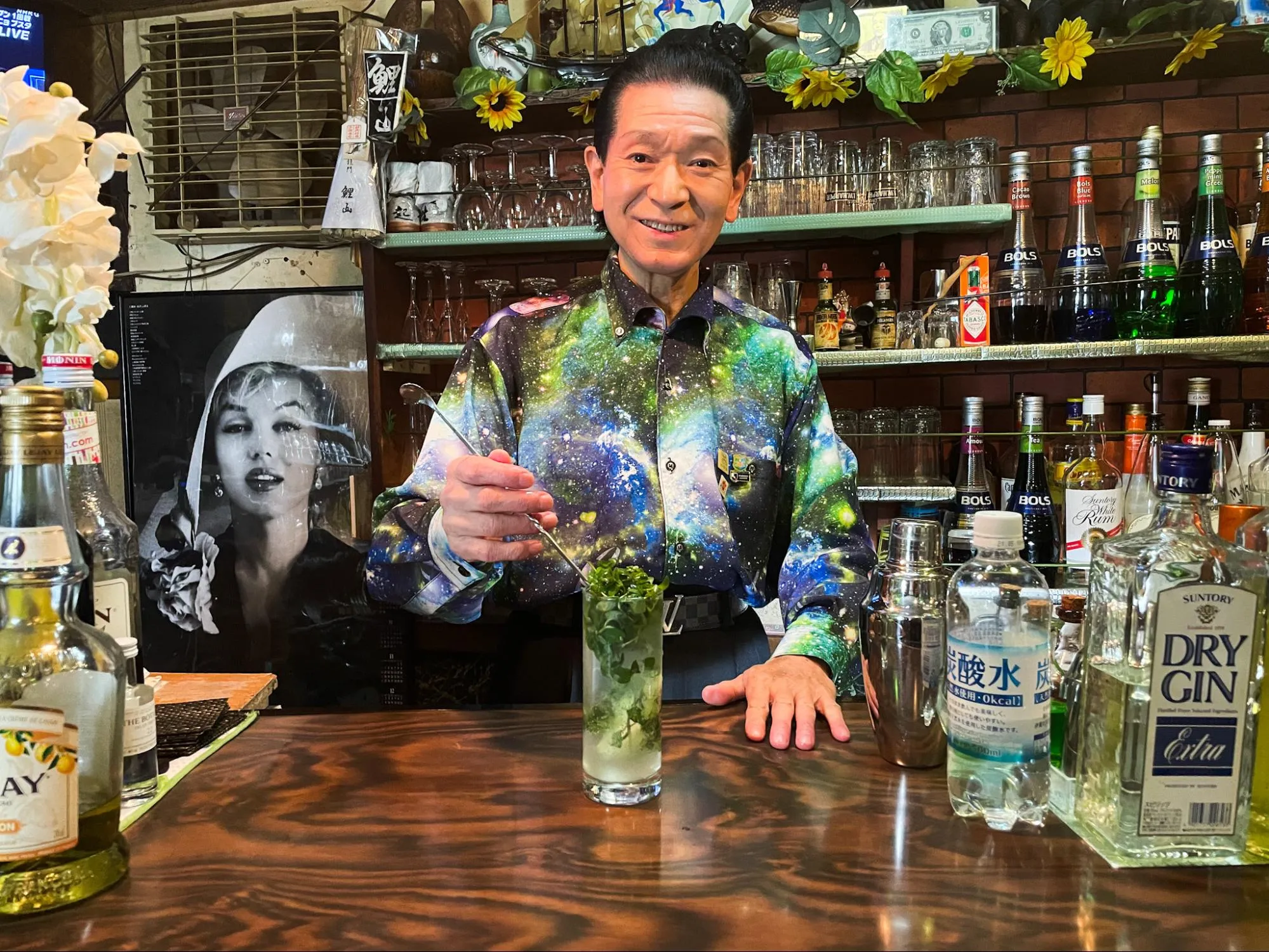 「洋酒喫茶 プリンス」のマスターの佐々木良蔵さん